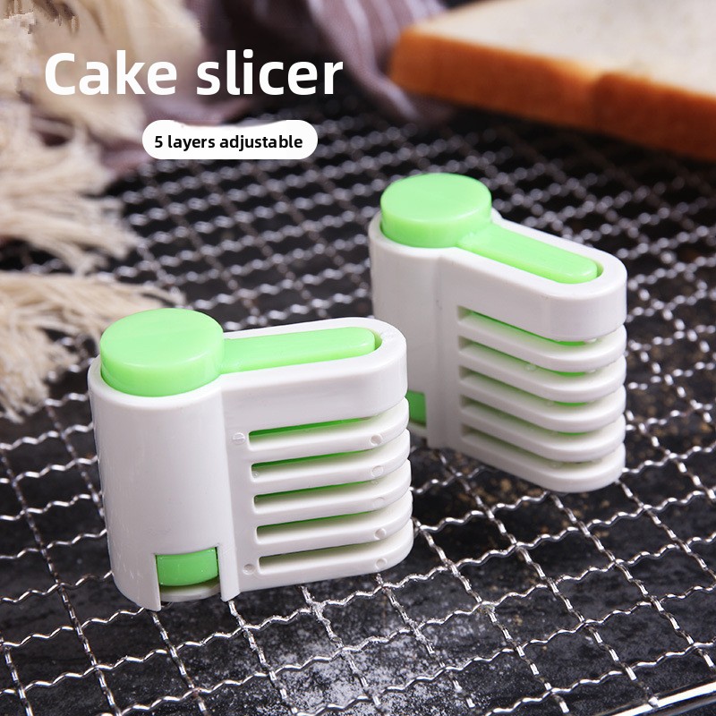 Kitchen Gadgets Gifts - ケーキカッター、スライサー、レイヤー、ディバイダー、パンカッター、多機能ベーキングガジェット、家庭用キッチンデスクトップ、ホリデーデコレーションギフト