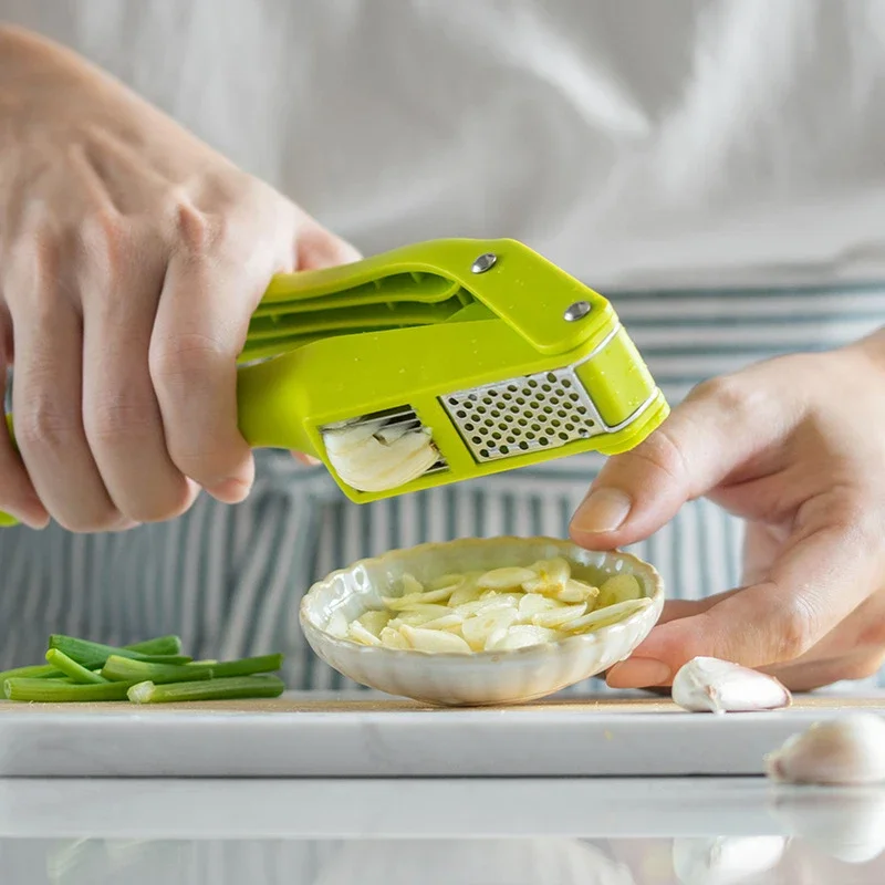 2 in 1 ガーリックライサーとスライサープレスガーリック - Kitchen Gadgets Gifts のレビューと価格